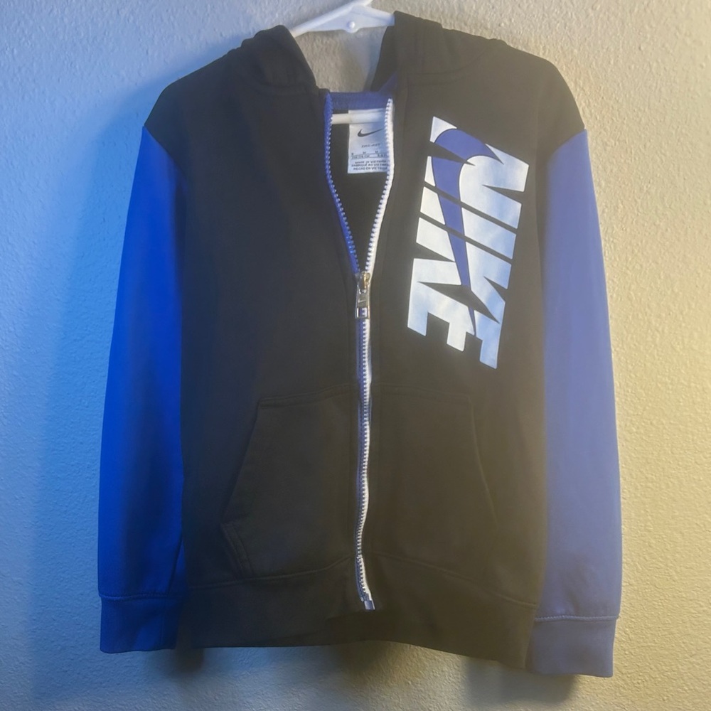 Nike Kids Jacket in Black and Blue